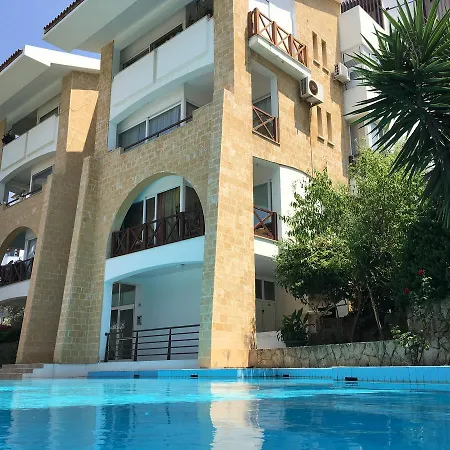 Kyrenia Comfort Apartment